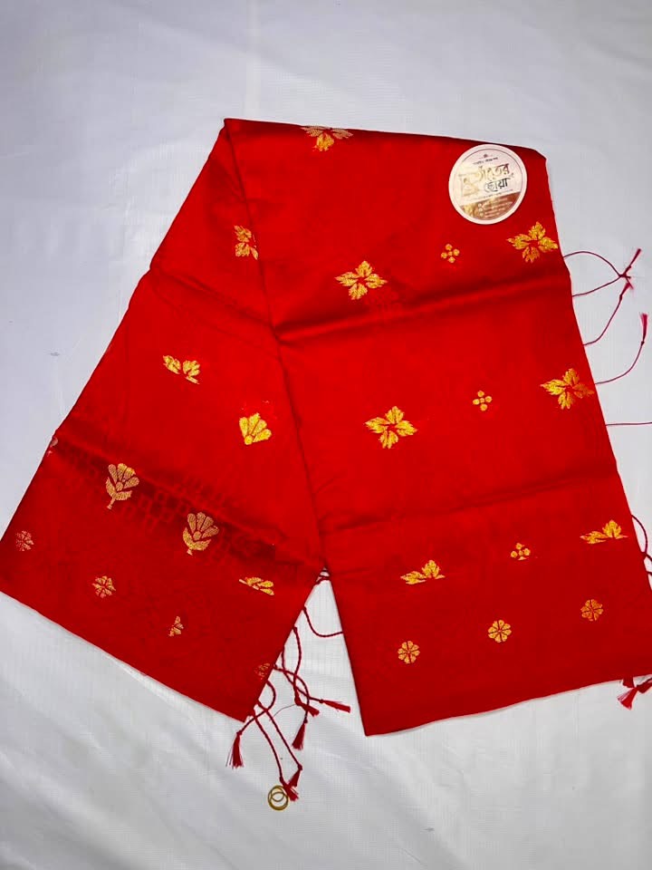 তাঁতের শাড়ি