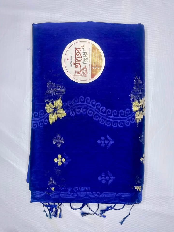 তাঁতের শাড়ি